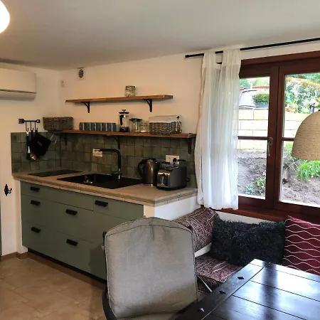 Am Waldessaum Bei Hohenzieritz