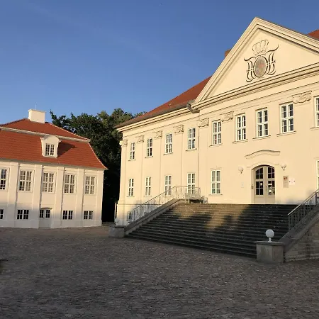 Am Waldessaum Bei Hohenzieritz